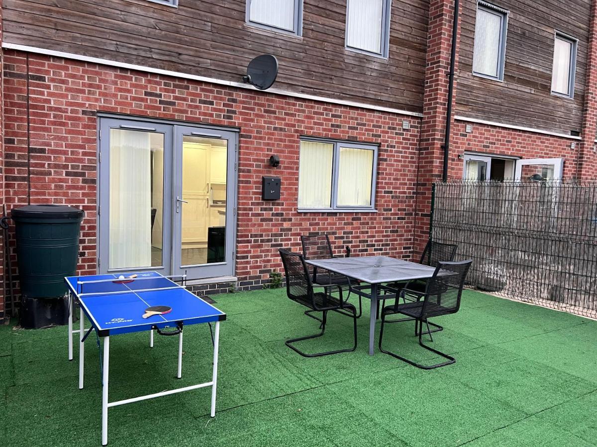 Syster Properties Serviced Accommodation Leicester 5 Bedroom House Glen View מראה חיצוני תמונה
