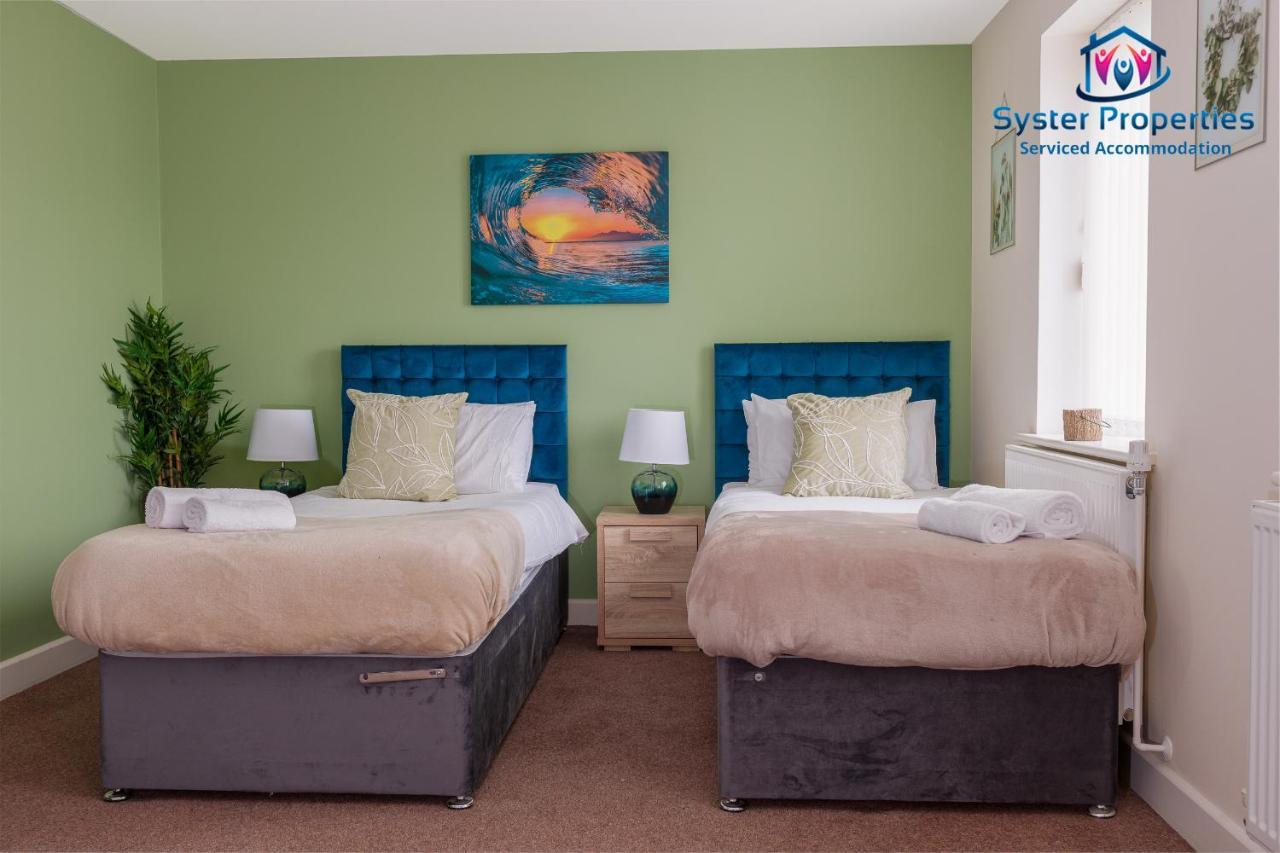 Syster Properties Serviced Accommodation Leicester 5 Bedroom House Glen View מראה חיצוני תמונה