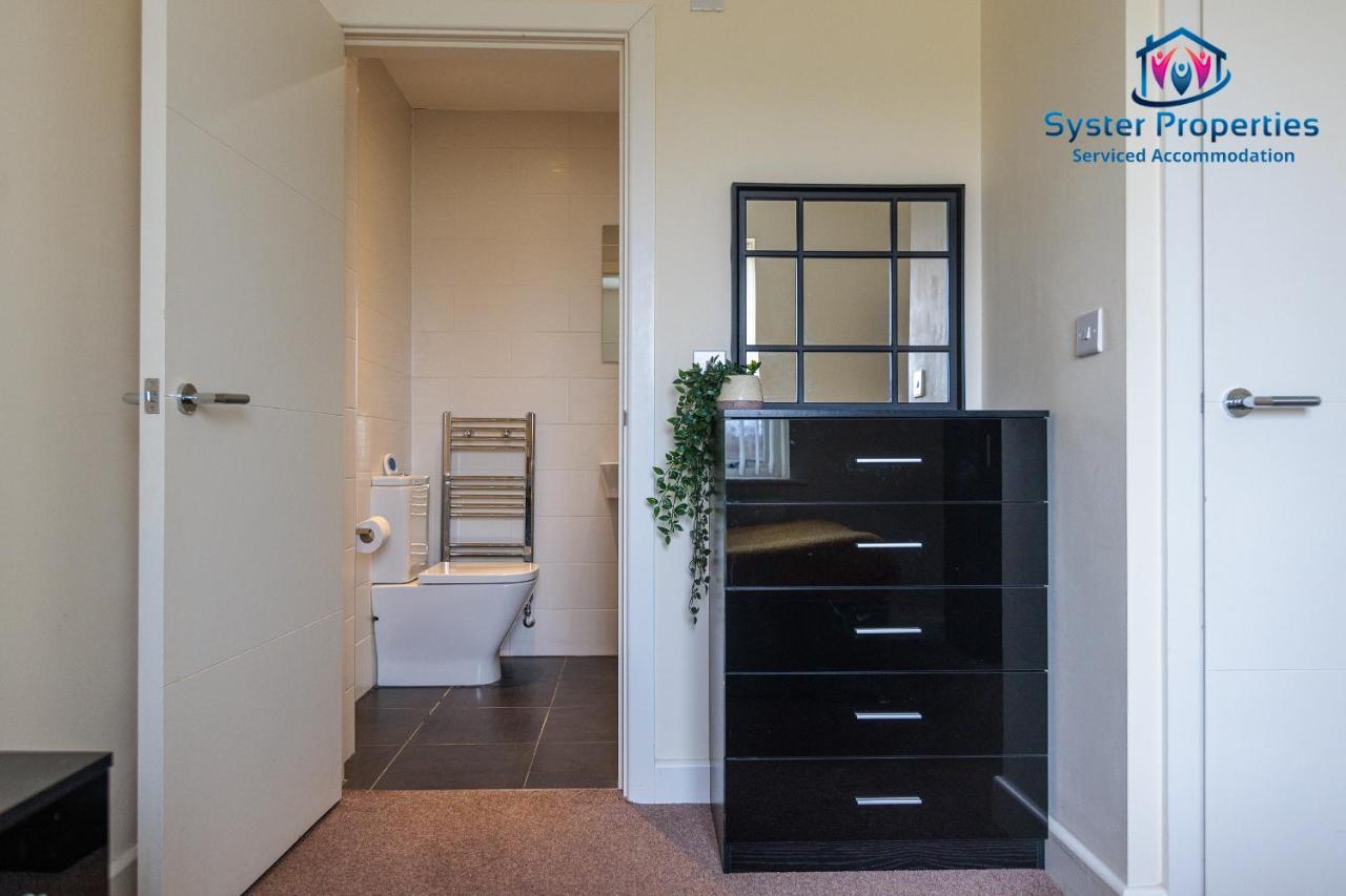 Syster Properties Serviced Accommodation Leicester 5 Bedroom House Glen View מראה חיצוני תמונה